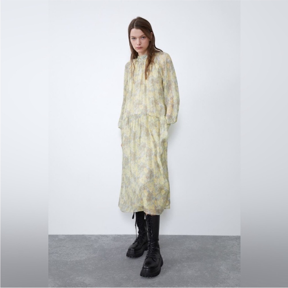Zara METALLIC THREAD FLORAL DRESS-BUTTER YELLOW size XL